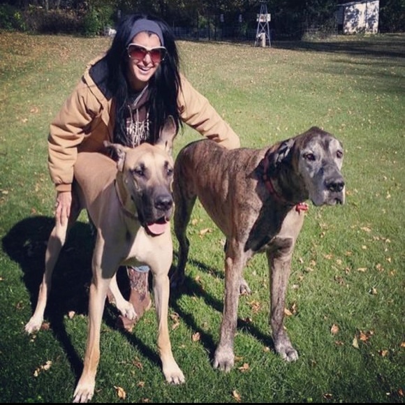 Meet your Posher, Christina - Picture 3 of 9